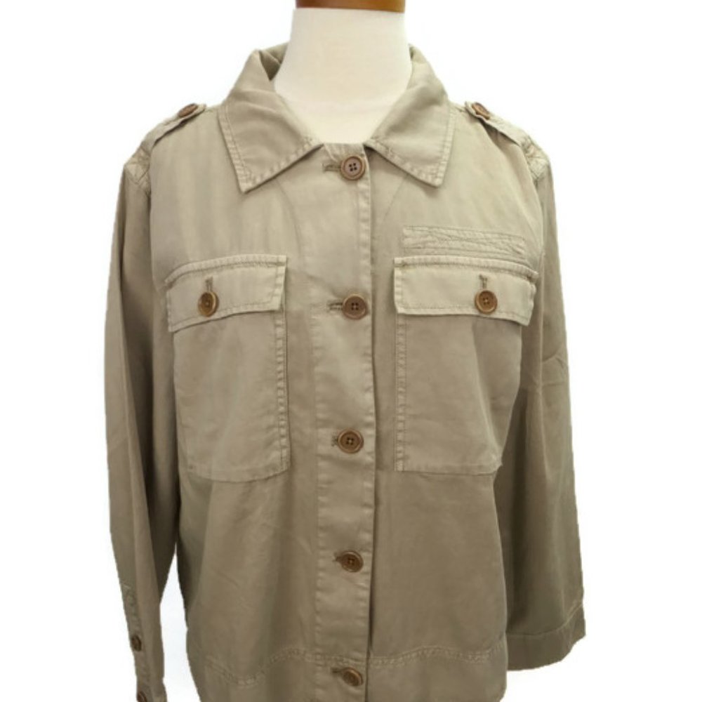 J Crew Shirt Jacket Beige Size Medium Epaulets